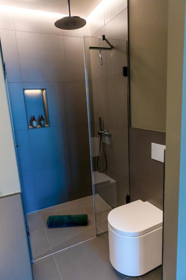 Cabana - Theview - Terrasse - Waterfront - Kostenloser Parkplatz - Wifi