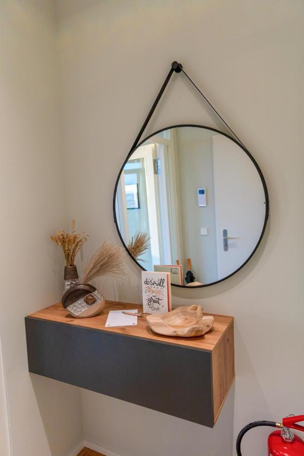 Cabana - Theview - Terrasse - Waterfront - Kostenloser Parkplatz - Wifi Apartment *