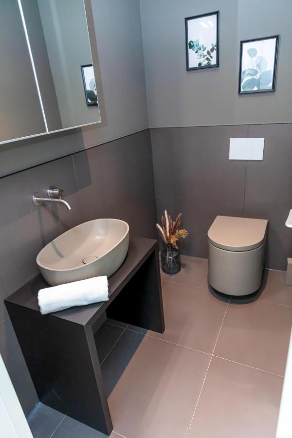 - Theview - Terrasse - Waterfront - Kostenloser Parkplatz - Wifi Апартаменты *